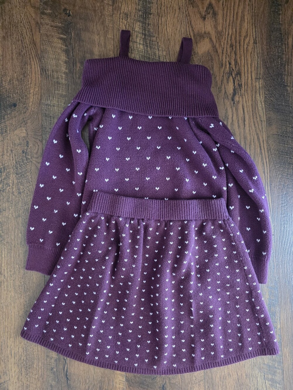 Girls' Burgundy Knit Two Piece Outfit with Heart Pattern